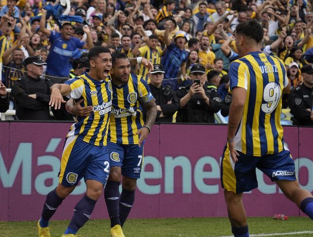 Los hinchas de Central celebran