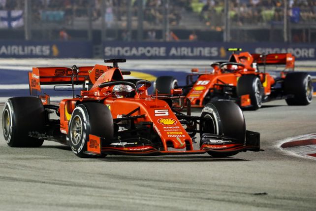 Vettel descartó renovar con Ferrari por menos dinero.