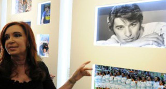 Cristina inaugur&oacute; la Galer&iacute;a de los Idolos Populares en la Casa Rosada