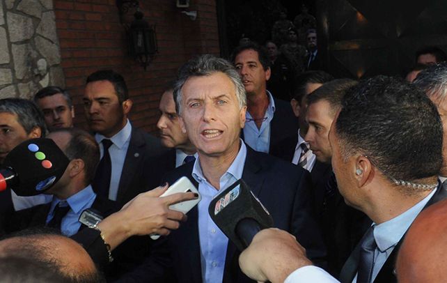 Hablamos formalidades de la reunión de traspaso. No hubo más que eso. Por eso fue tan corta