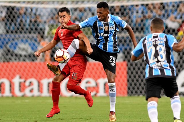 El Rojo no pudo en los penales y el Gremio se queda con la Recopa