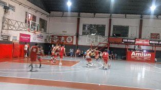 Unión B recibirá a Rivadavia B en el tercer partido por la Copa de Plata del Torneo Dos Orillas.
