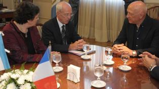 Antonio Bonfatti expresó sus condolencias y solidaridad al pueblo francés