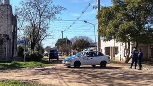 La Policía sigue buscando el arma de fuego que utilizó el empresario para ejercer su defensa. Ayer el acusado de homicidio prefirió no declarar ante la fiscal.&nbsp;