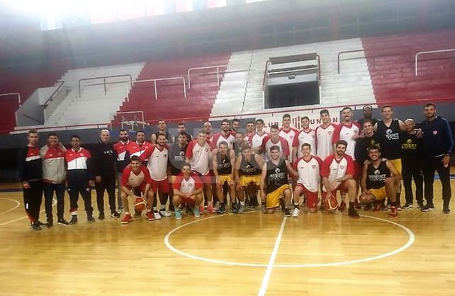 Unión le ganó a Timbúes en su primer amistoso