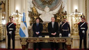 El Gobierno anulará las 80 designaciones diplomáticas que firmó Werthein antes de renunciar.