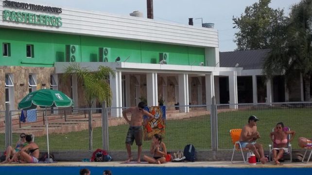 Jubilados y pensionados de Paraná, a la pileta