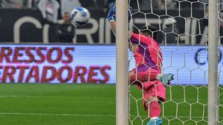 Rossi, otra vez figura en Boca.
