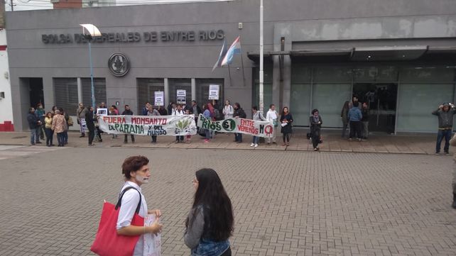 La movilización frenó en la puerta de la Bolsa de Cereales.&nbsp;