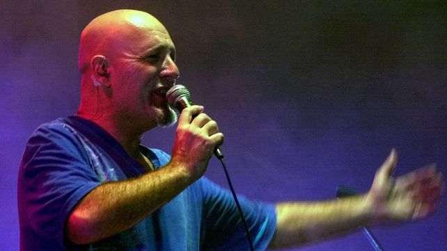 Gustavo Cordera dijo hace tres meses la desafortunada frase: Hay mujeres que necesitan ser violadas para tener sexo. Desde ese momento suspendió todos sus shows.