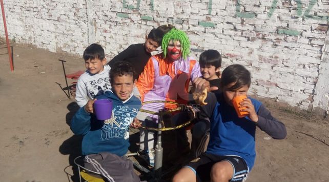 A pulmón, vecinos de Cabaña Leiva construyeron una plaza