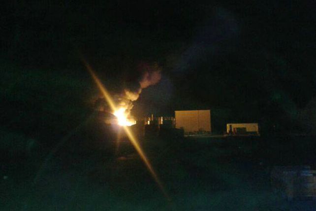 Se incendió una fábrica de químicos en la ciudad de Recreo