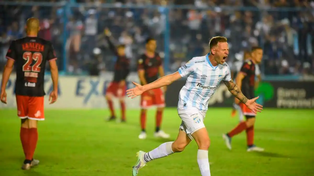 Atlético Tucumán alimentó su sueño con un triunfo clave