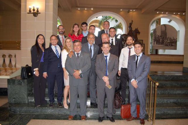 Gira. Los dirigentes asistieron en Miami a la inauguración de la oficina de la Cámara de la Mediana Empresa (Came).