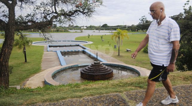Piden refaccionar los baños del Parque del Sur