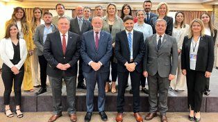 Maximiliano Pullaro se reunió con legisladores de California, EE.UU., para retomar la agenda común