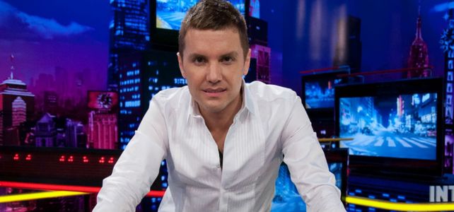 Santiago Del Moro arrancó el programa con una editorial.
