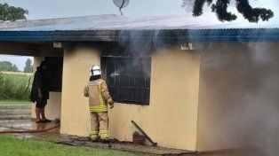 Tras el incendio de una escuela, prometen asegurar las clases en 2026