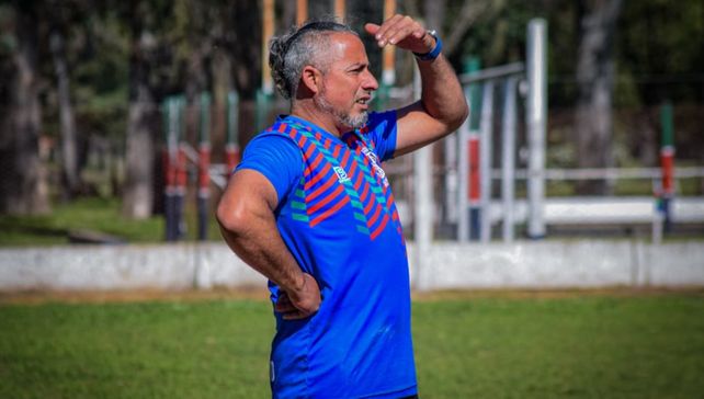 Mario Silva. El técnico del femenino de Mitre de Pérez contó las sensaciones sobre el gran triunfo tricolor.