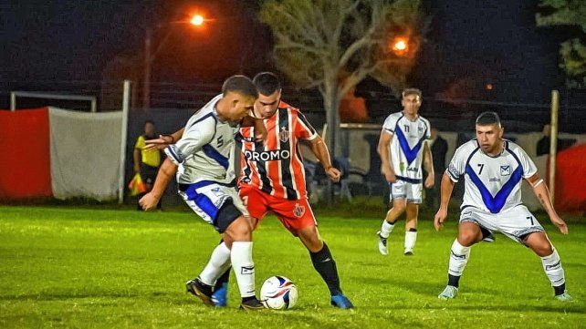 &nbsp;Nobleza de Recreo y Juventud Unida de Candioti terminaron empatados en el clásico regional liguista por el Torneo Lito Brignone.