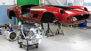 Fábrica de Ferrari y Lamborghini truchos en Brasil