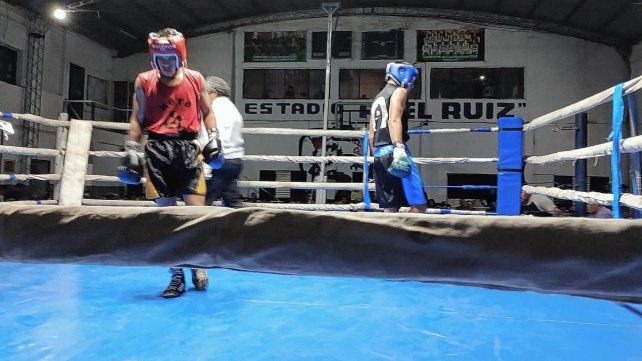 El club San Agustín tuvo varias peleas amateurs.