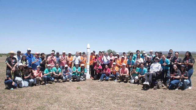 Los ganadores de CANSAT Argentina lanzarán sus satélites desde Córdoba