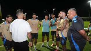 Invitado de lujo: Daddy Yankee estuvo en el entrenamiento de la Selección