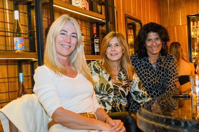 Lía Giammona, Gabriela Cáceres y Carolina Guerrero