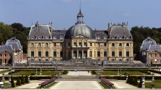 Vaux-le-vicomte..El.pequeño Versalles construido por Nicolás Fouquet
