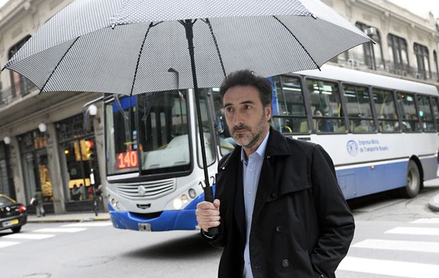 Paraguas. Villalonga ayer en Rosario