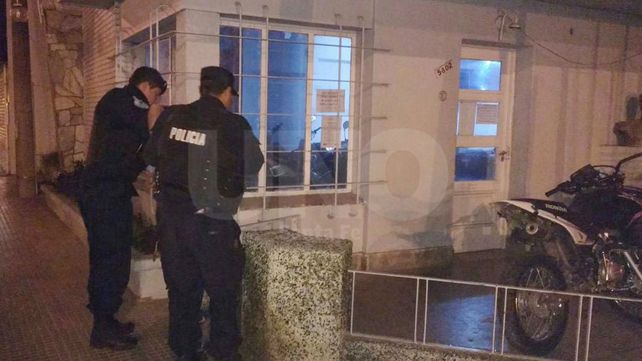 Detuvieron a un delincuente armado y con una handy policial en barrio San José