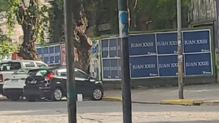 Los afiches, atribuidos a un sector del gremio bancario, se vieron en Mar del Plata y otros puntos del país.