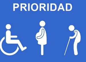 Embarazadas, discapacitados y personas de la tercera edad tiene prioridad de atención