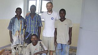 Fui a Mozambique por tres  meses y me qued&eacute; dos a&ntilde;os