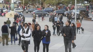 Muchos turistas disfrutan los espacios públicos que ofrece la ciudad.