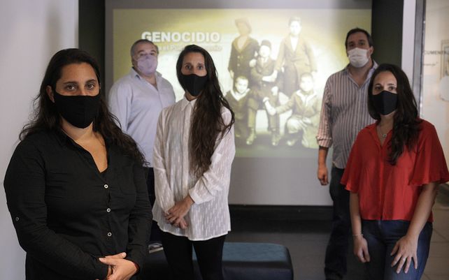 Los integrantes de la Cátedra Armenia de la UNR apuestan a dar batalla contra el negacionismo y el olvido.