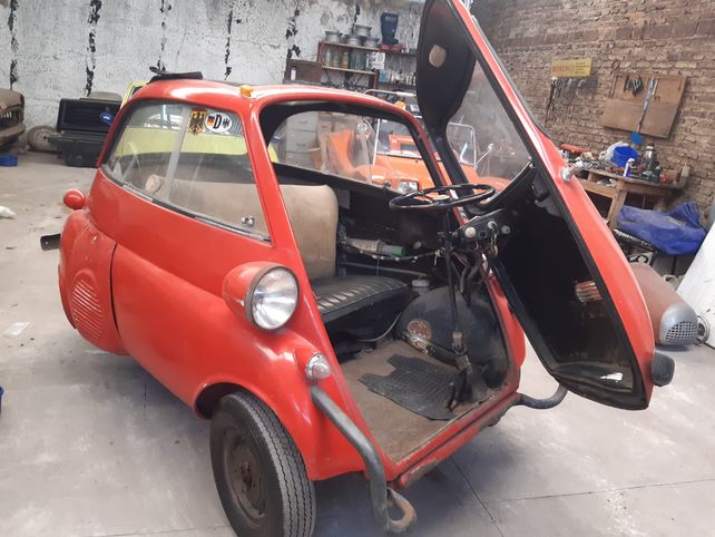 El BMW Isetta 300 es una de las mayores debilidades de Vera,