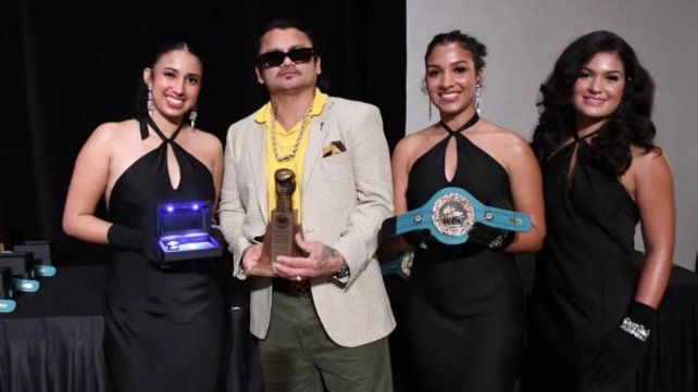 El Chino Maidana fue distinguido por su trayectoria.