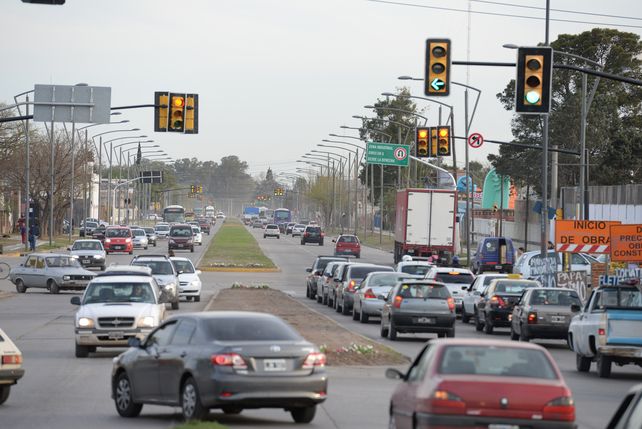 El acceso sur por Lagos fue ampliado con dos carriles de circulación por mano.