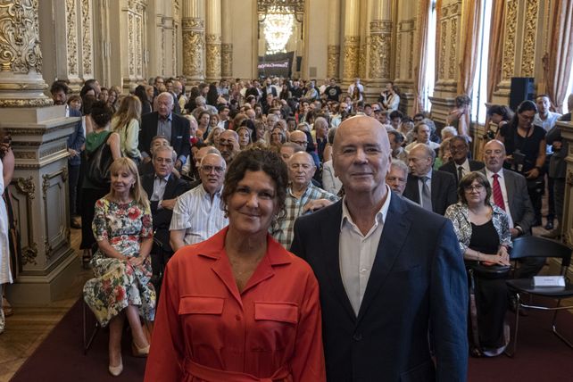 La ministra de Cultura de la Ciudad, Gabriela Ricardes, acompañó a Telerman en la presentación de la programación.