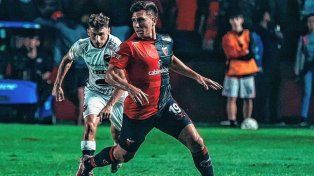 Cristian Vega dejaría finalmente Colón para volver a Central Córdoba