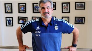 No me junto con Macri para ver a quien poner o sacar