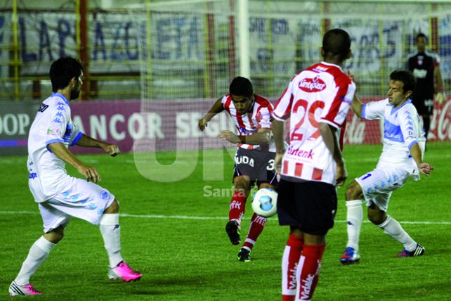 Unión quedó afuera de la Copa Argentina, por penales