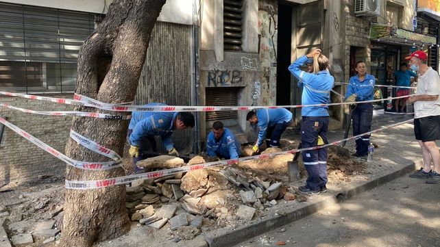 Las cuadrillas de la Empresa Provincial de la Energía (EPE) trabajan para resolver los problemas causados por la alta demanda de suministro eléctrico. 