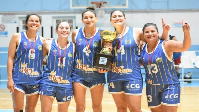 Las referentes del bicampeonato provincial de Paracao.