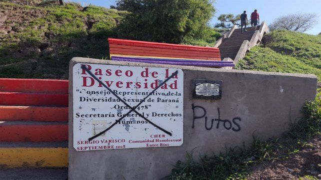 Paraná: vandalizaron el Paseo de la Diversidad