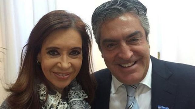 Un taxista amenazó y golpeó a un abogado de Cristina que quedó internado