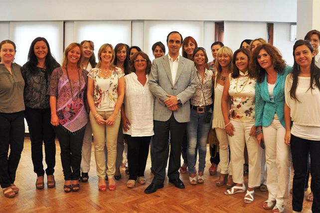 José Corral valoró el aporte de las mujeres a la gestión municipal