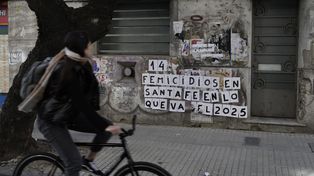 Collages callejeros para denunciar la violencia contra las mujeres.